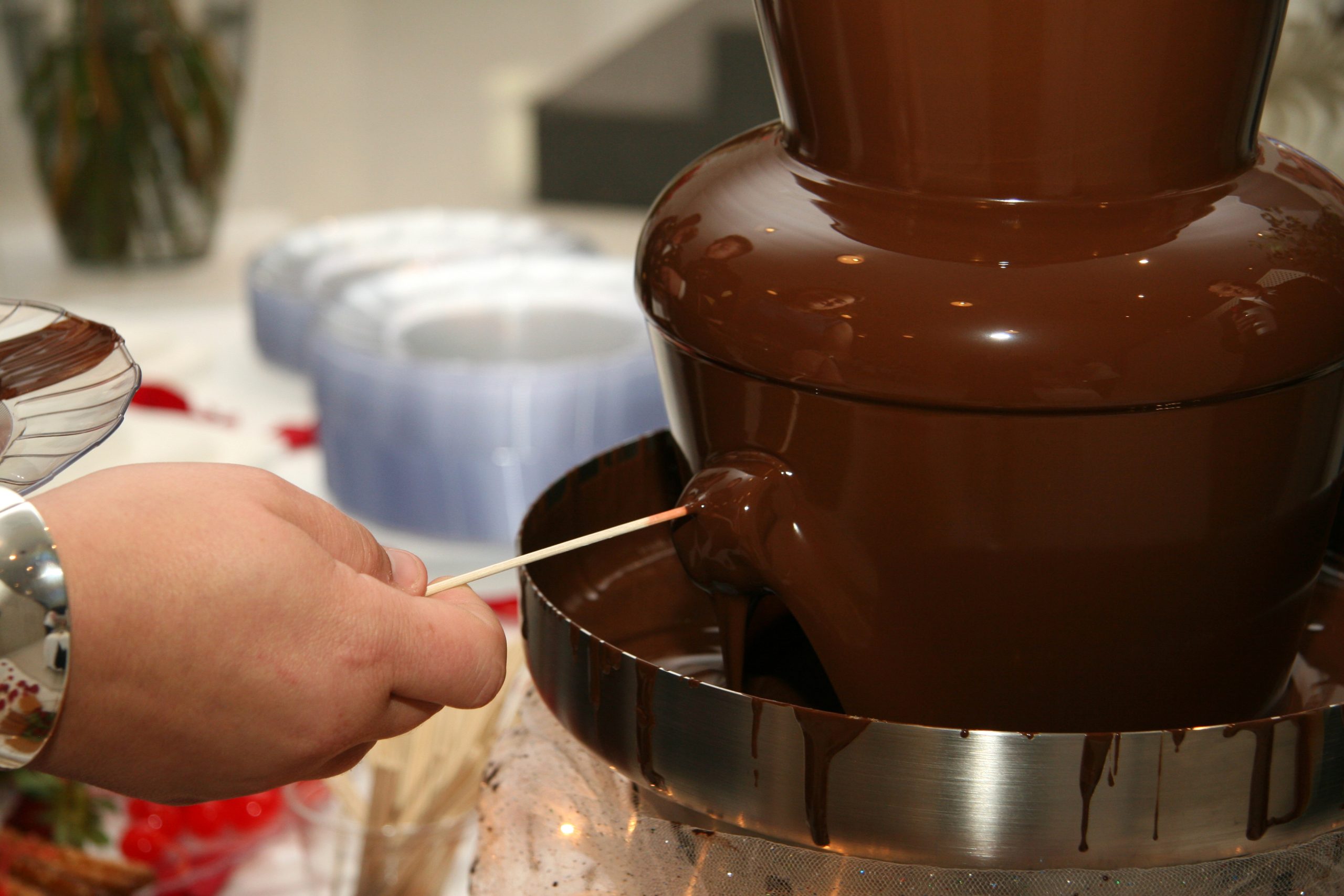 Personalise Your Essex Wedding with Local Services and Flavours: A Friendly Guide