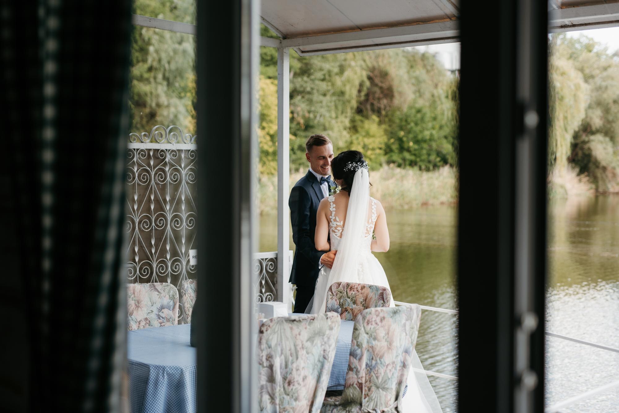 Choosing the perfect Essex wedding venue: match your style and guest list