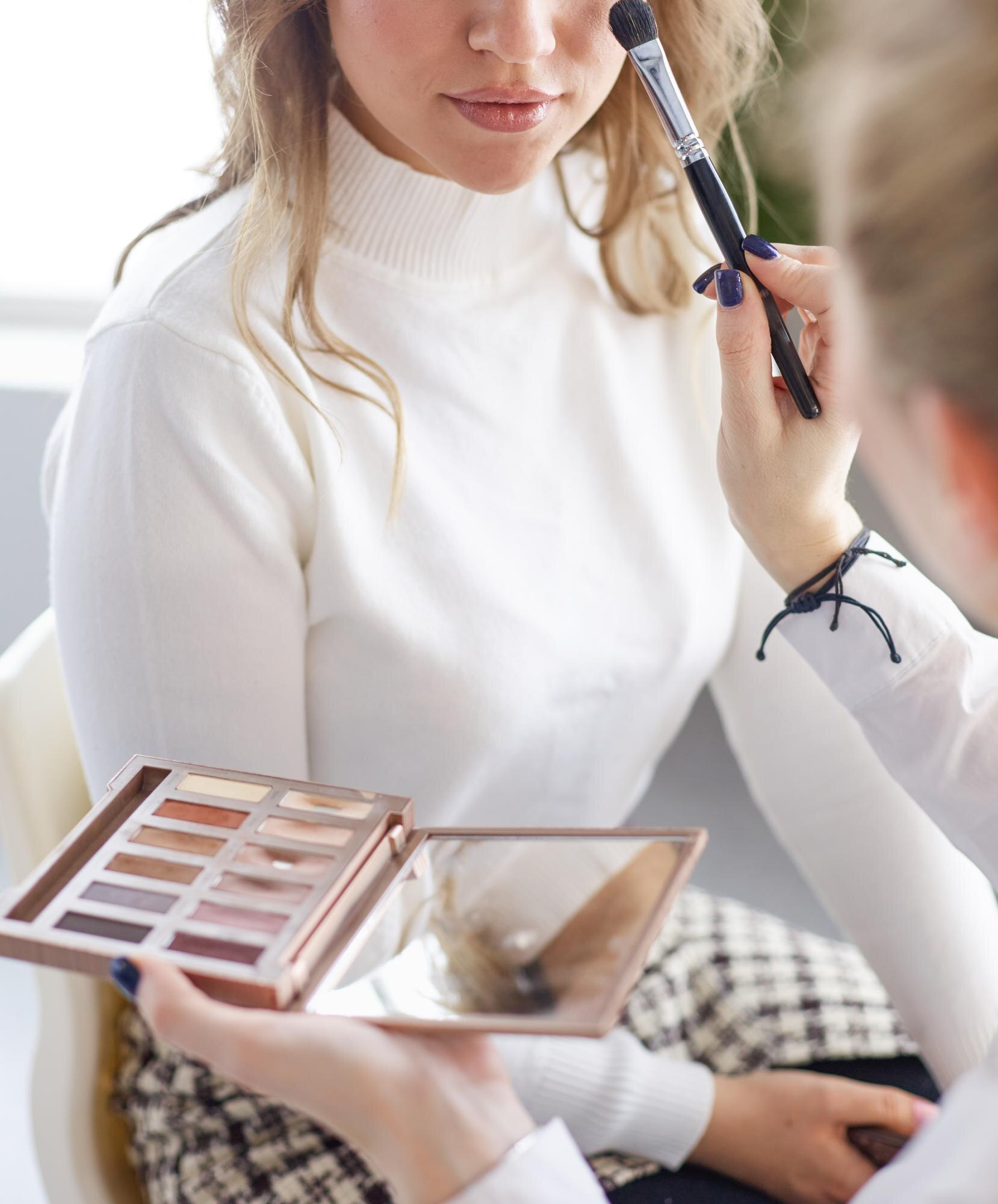How to Find Beauty Suppliers in Essex That Match Your Wedding Look