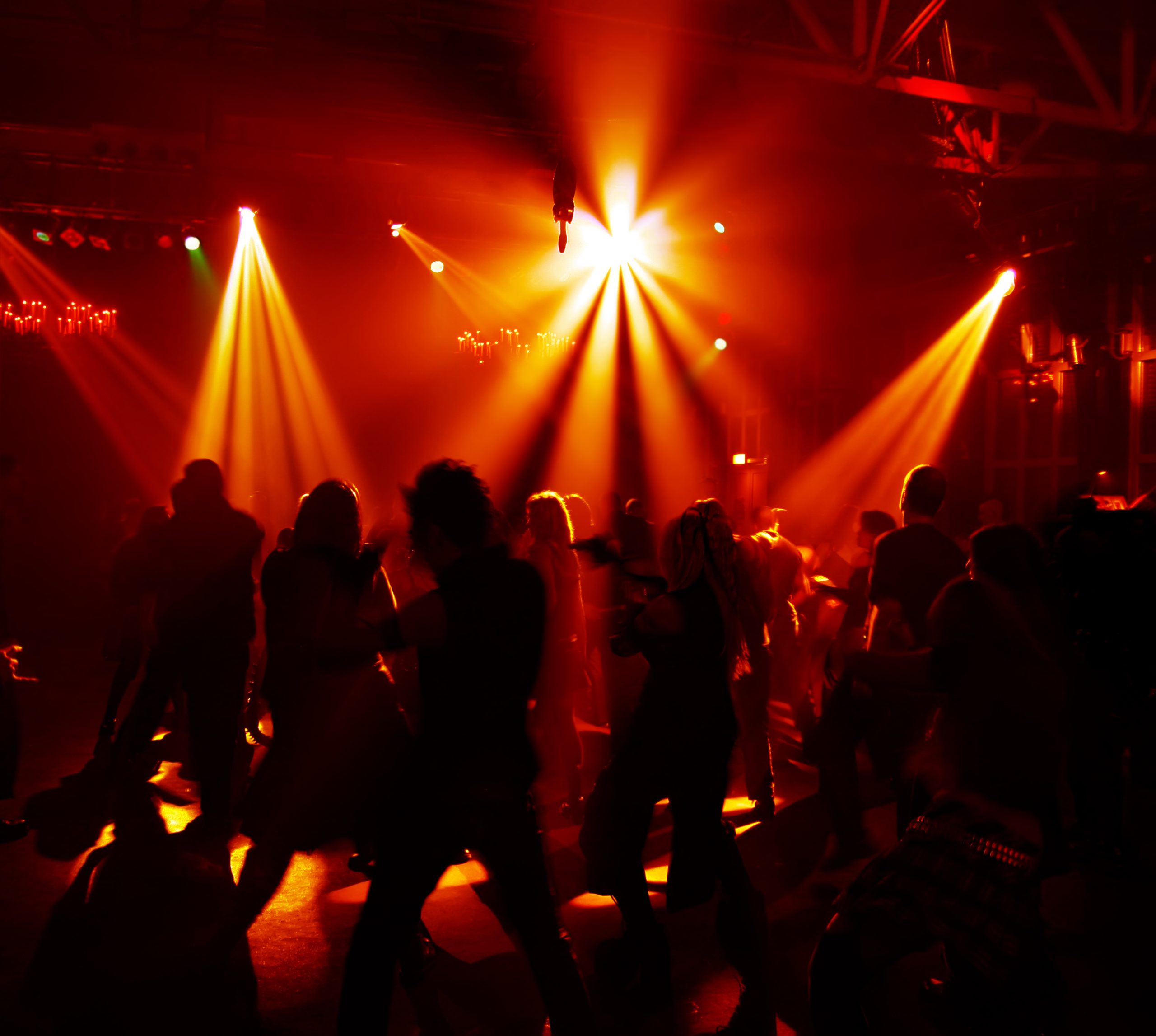 Lively, Not Loud: Wedding Entertainment Ideas for an Effortlessly Fun Essex Celebration